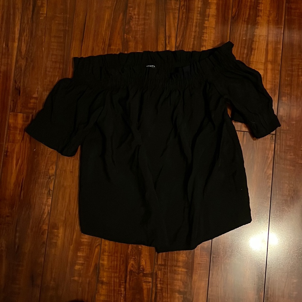 'Express' Off the Shoulder Size S Black Top